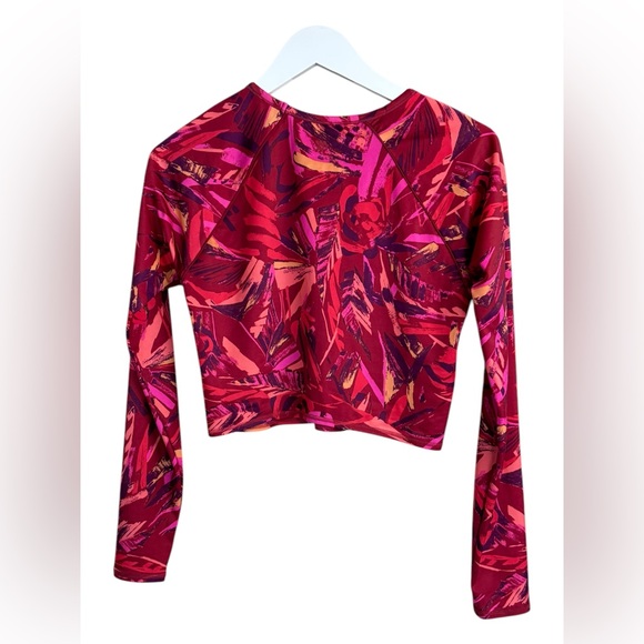 Women's Pink Long Sleeve rash guard large - Picture 7 of 7